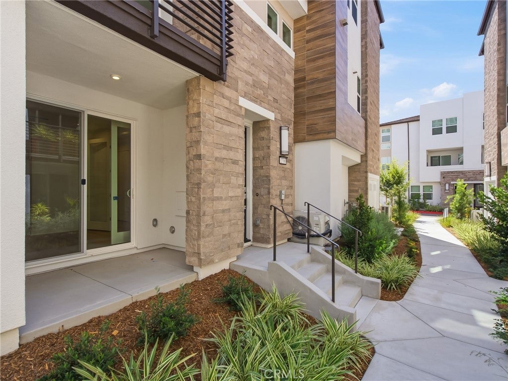 2736 Everly Drive
