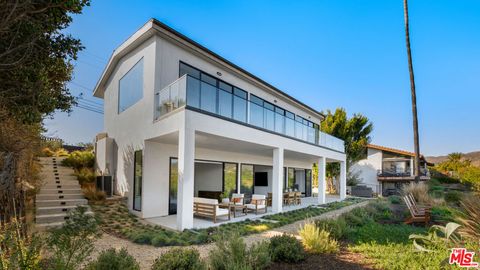Photo of 6656 Dume Drive #B, Malibu, CA 90265 (MLS # 25583611) Photo of 6656 Dume Drive #B, Malibu, CA 90265 (MLS # 25583611)