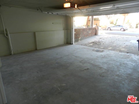 Tiny photo for 2711 Arizona Avenue, Santa Monica, CA 90404 (MLS # 26872981)