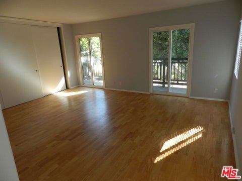 Tiny photo for 2711 Arizona Avenue, Santa Monica, CA 90404 (MLS # 26872981)