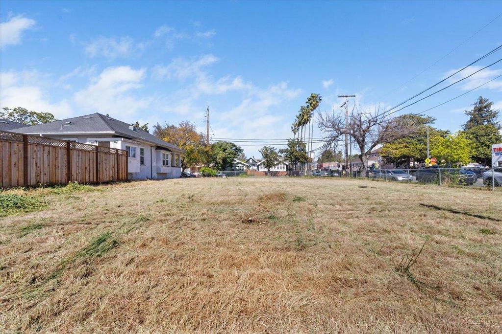 Almost $300k price improvement!!! Why wait when you can build now! Prime development opportunity in the heart of Downtown San Jose! Located at 895 S 2nd Street, this over 8,200 sqft lot is fully entitled, with approved architectural plans and permits in place for 3 modern townhomes. Skip the lengthy planning process this shovel-ready site is zoned for mixed-use residential, offering incredible value to builders, investors, and developers. Situated just minutes from SJSU, Diridon Station, Googles potential Downtown West campus, and surrounded by vibrant cafes, transit, and tech hubs. With new construction tariffs on the rise, this is the perfect time to act. Rare inner-city infill lots like this don't last. Build now and capitalize on San Jose's explosive growth.