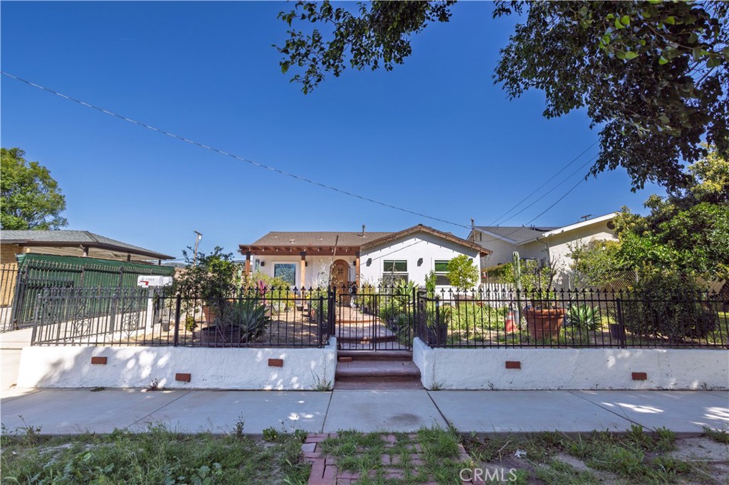 17525 Kingsbury Street