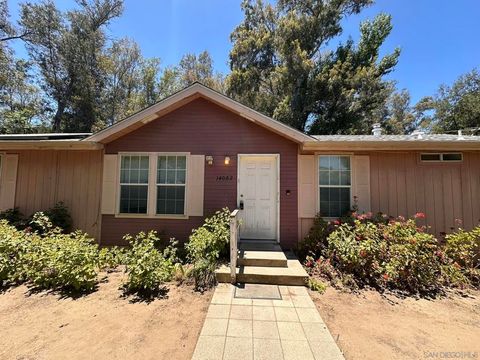 Photo of 14062 Fernbrook Dr DR, Ramona, CA 92065 (MLS # 260016638SD)