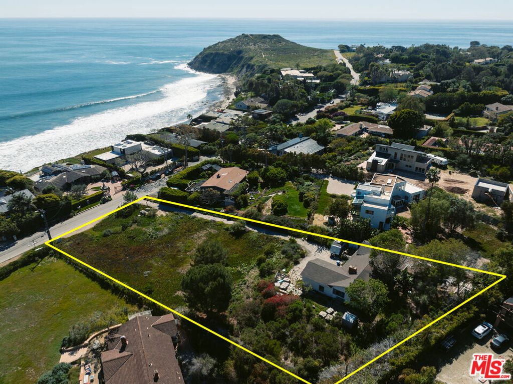 Photo of 29029 Cliffside Drive, Malibu, CA 90265 (MLS # 26665011)