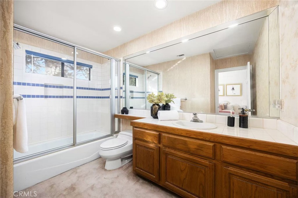 San Marino, California, 91108, United States, 5 Bedrooms Bedrooms, ,5 BathroomsBathrooms,Residential,Active,2042216