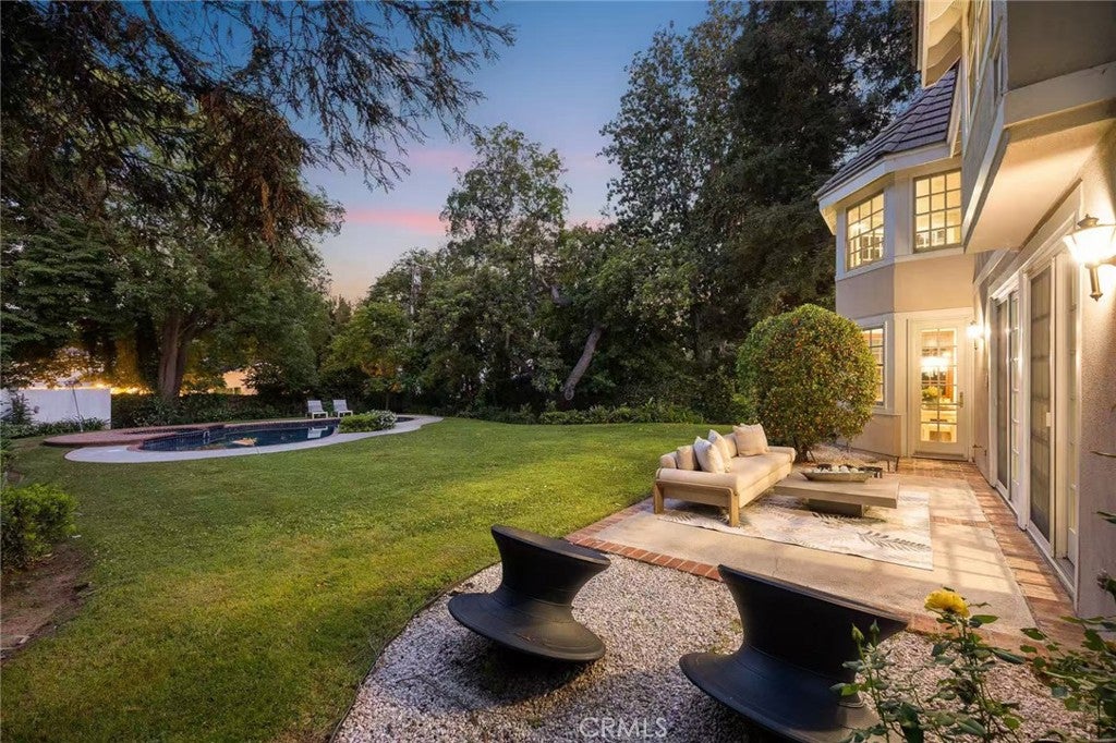 San Marino, California, 91108, United States, 5 Bedrooms Bedrooms, ,5 BathroomsBathrooms,Residential,Active,2042216