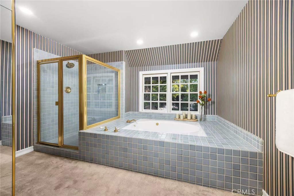 San Marino, California, 91108, United States, 5 Bedrooms Bedrooms, ,5 BathroomsBathrooms,Residential,Active,2042216