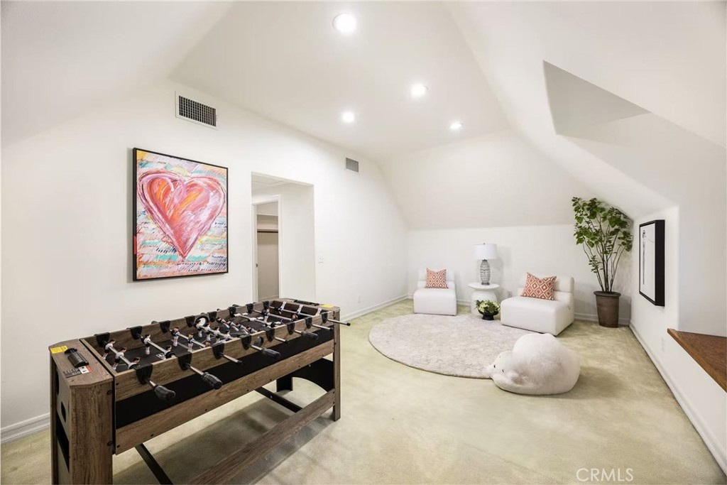 San Marino, California, 91108, United States, 5 Bedrooms Bedrooms, ,5 BathroomsBathrooms,Residential,Active,2042216