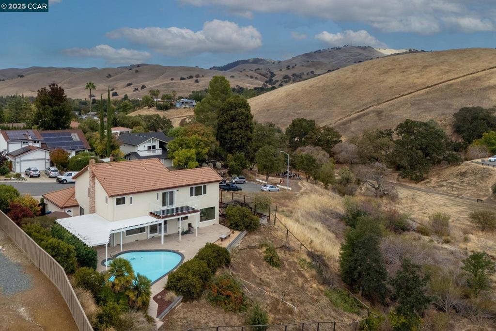 DANA HILLS - Residential