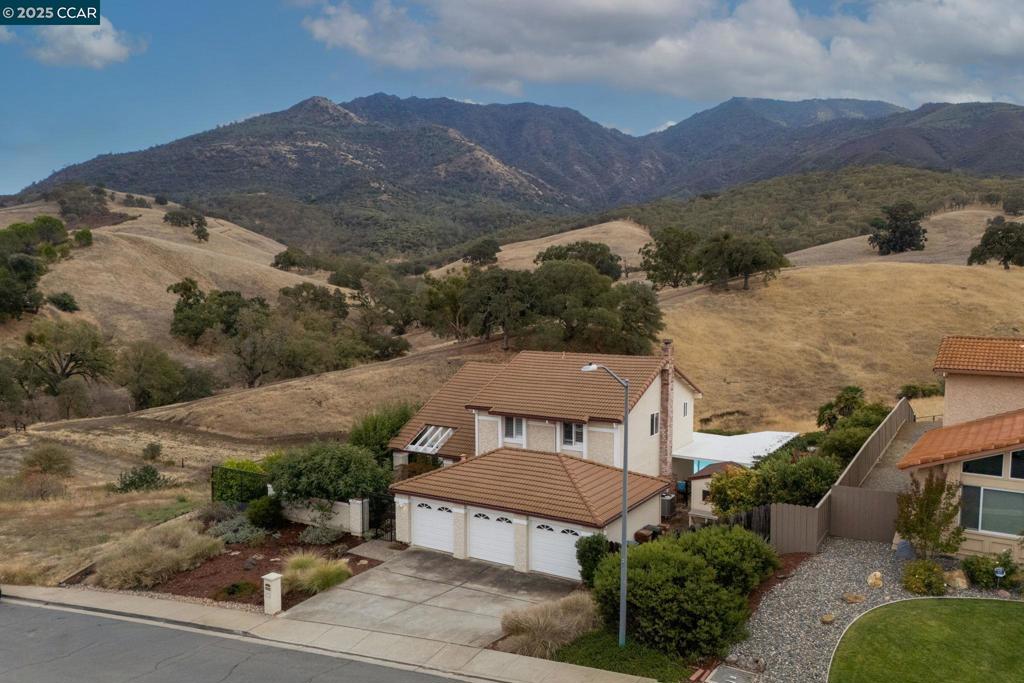 DANA HILLS - Residential