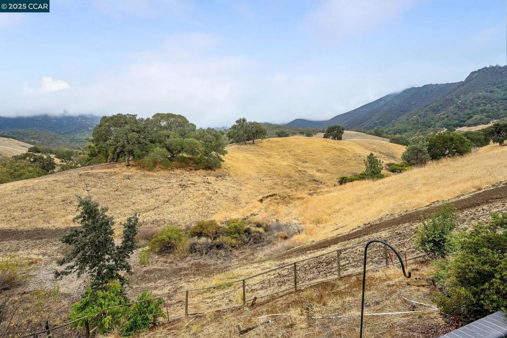 DANA HILLS - Residential