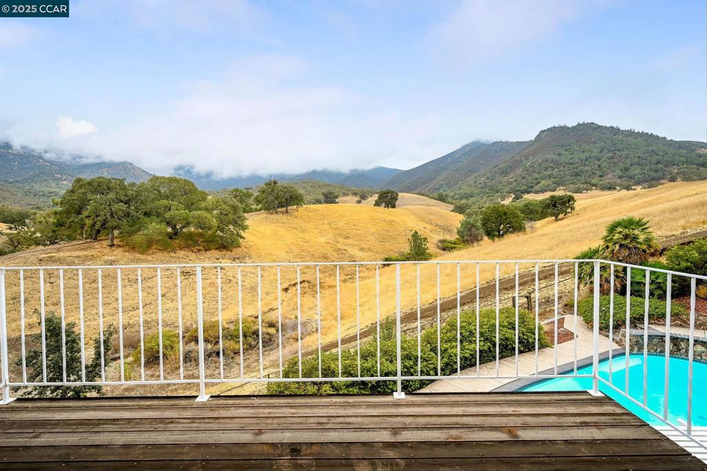 DANA HILLS - Residential