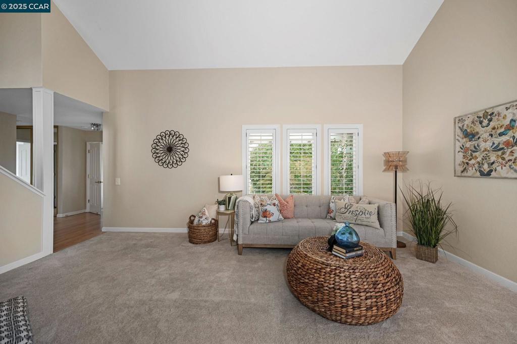 DANA HILLS - Residential