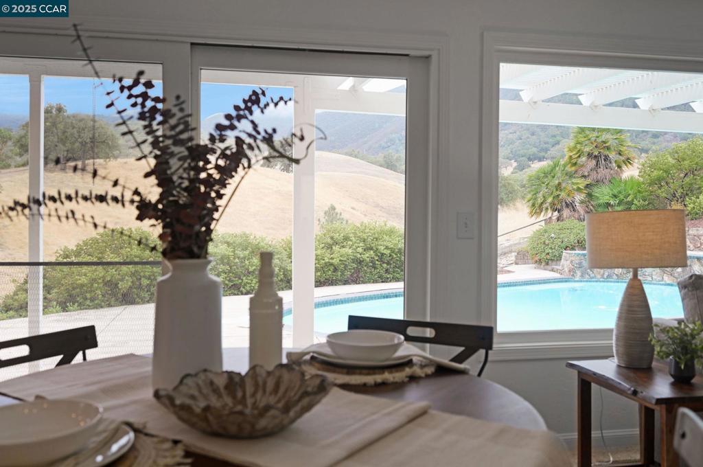 DANA HILLS - Residential