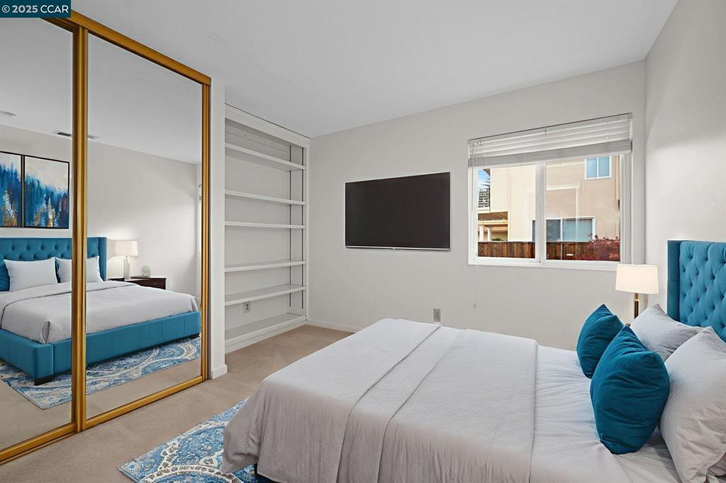 DANA HILLS - Residential