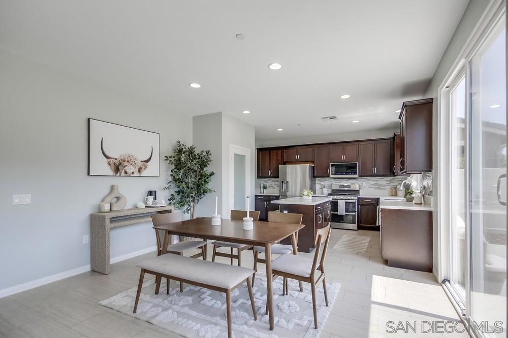 Lakeside - Residential