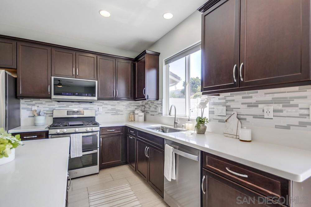 Lakeside - Residential