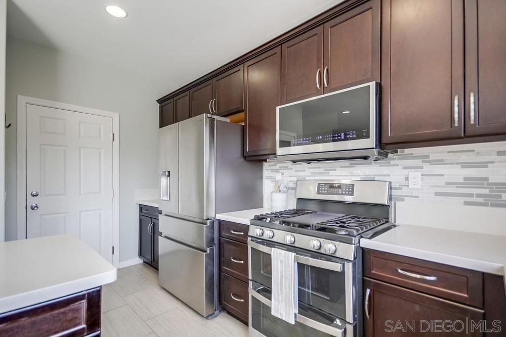 Lakeside - Residential