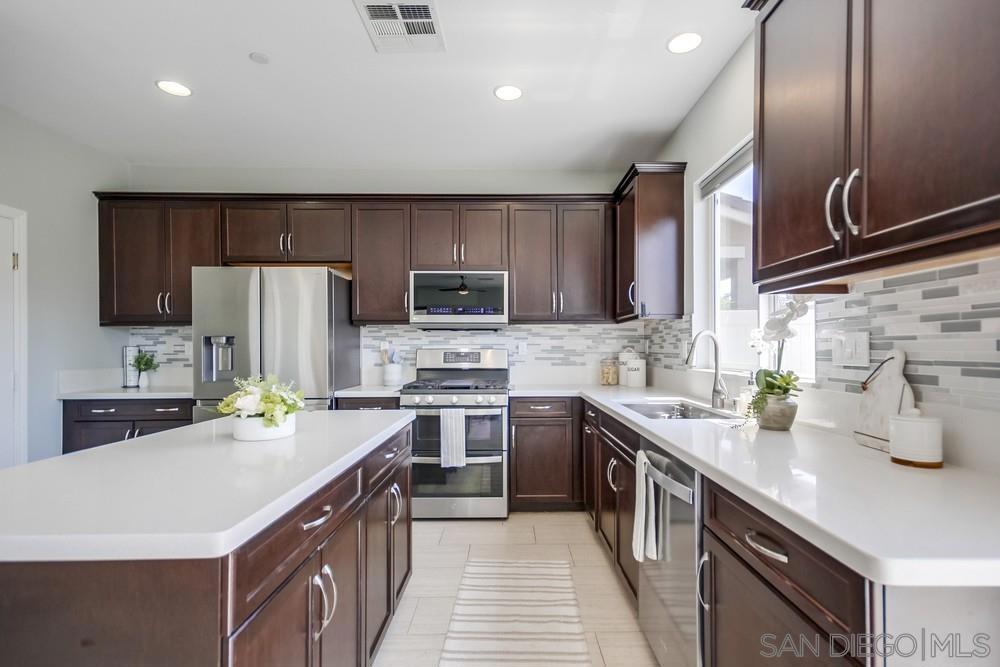 Lakeside - Residential