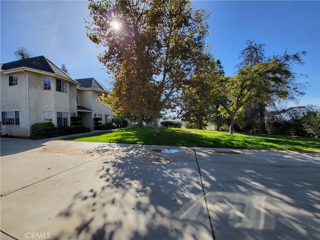 Photo of 9678 Slope Dr, Beaumont, CA 92223 (MLS # IG26061774)