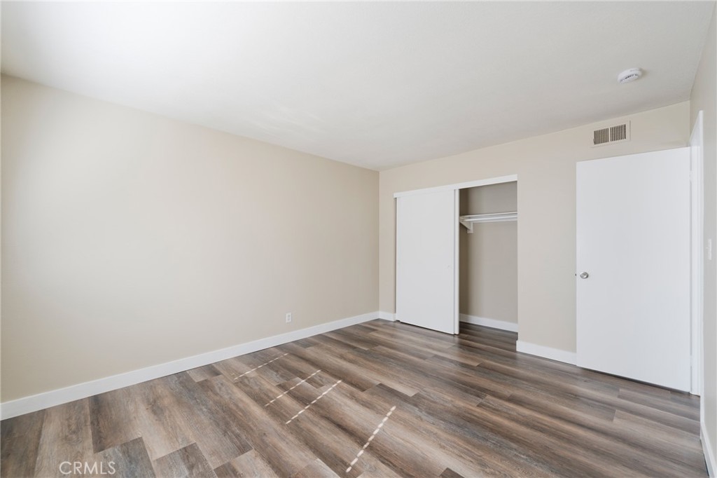 - - Residential Lease