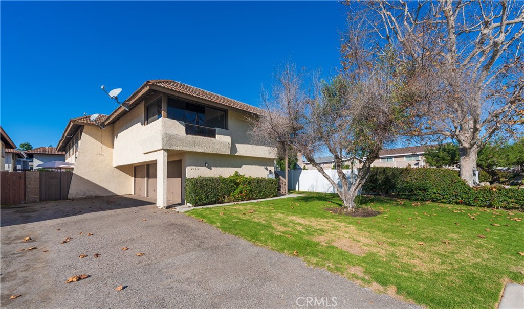 - - Residential Lease