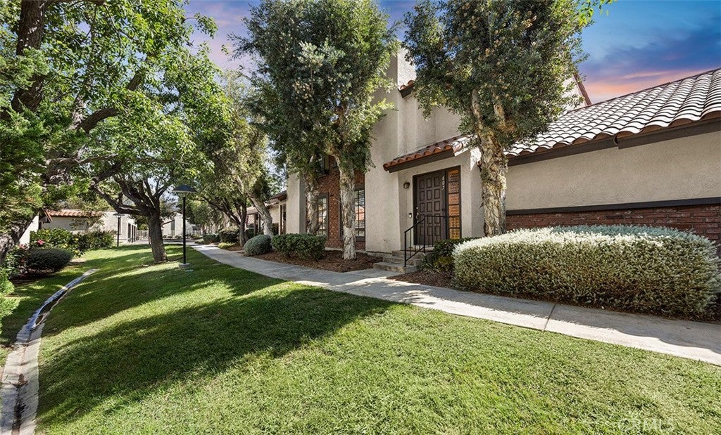 607 Santa Cruz Court