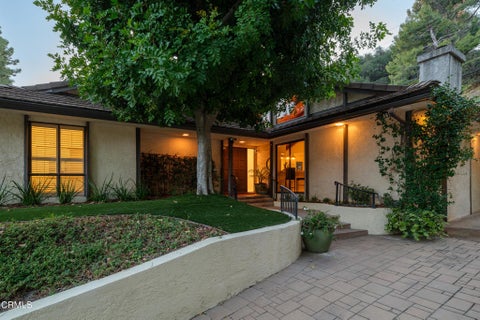Photo of 2217 Highland Vista Drive, Arcadia, CA 91006 (MLS # P1-29431)