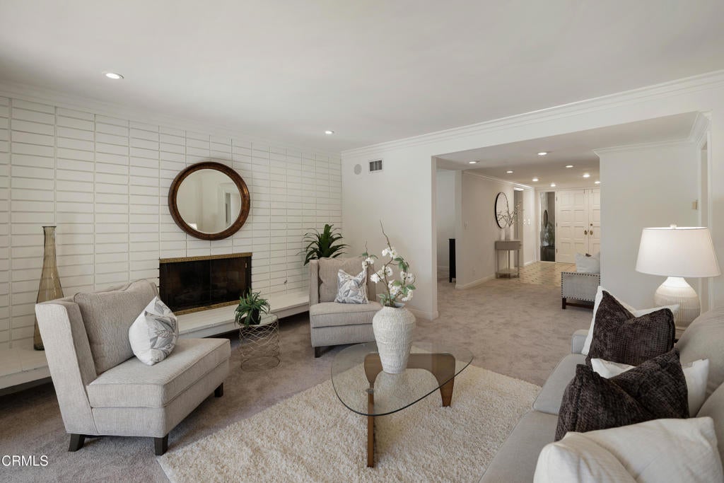 2217 Highland Vista Drive