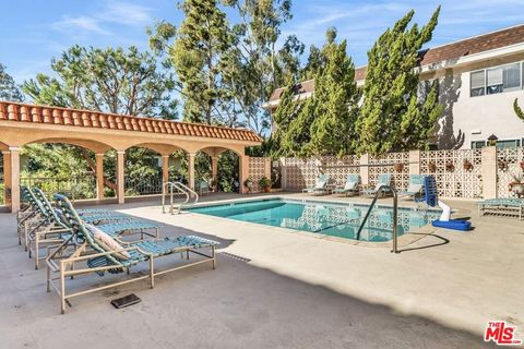 Photo of 6199 Canterbury Drive #102, Culver City, CA 90230 (MLS # 26638079)