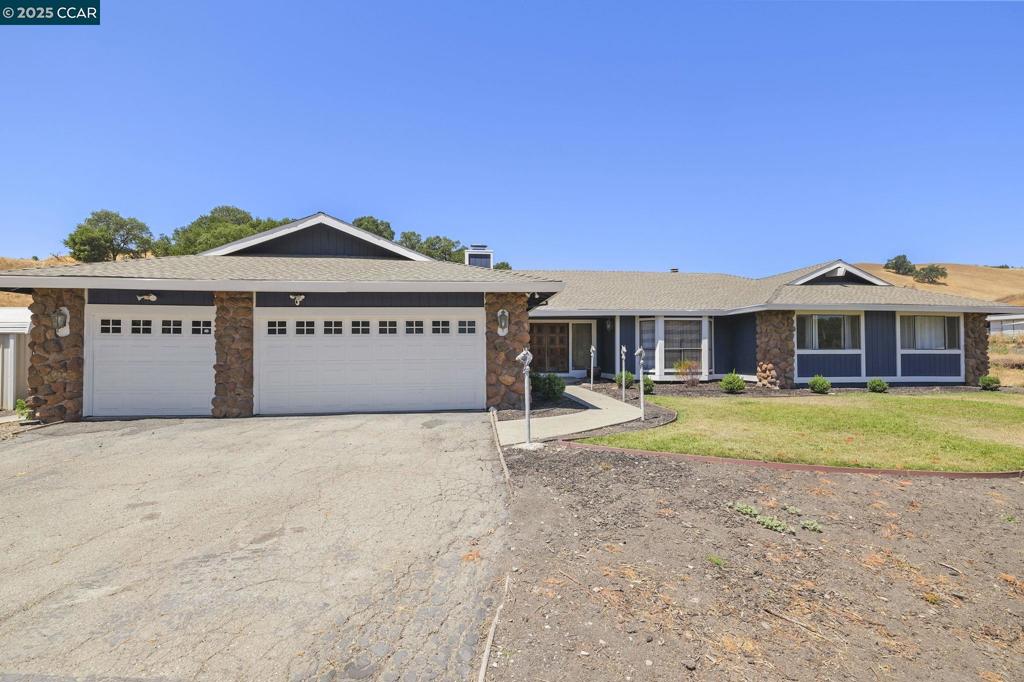 Country living at its finest, yet minutes from shopping and schools. Great commute location. The property is part of a 5 lot subdivision allowing additional parcels to be purchased. Ideal for multi-generational families or a compound. Opportunity knocks!