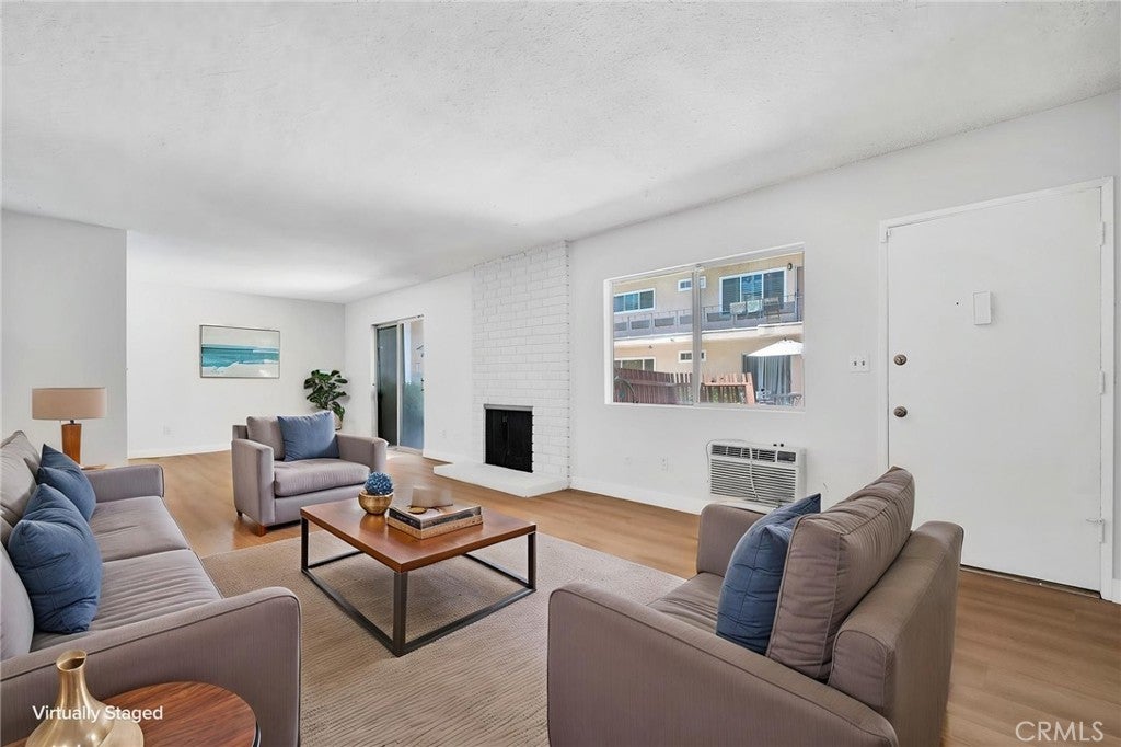 5232 Corteen PL