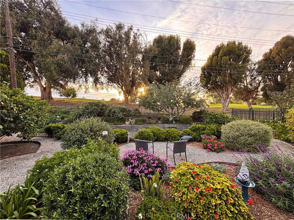 16711 GREENVIEW Lane