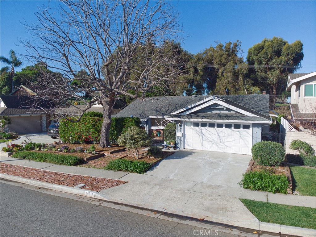 16711 GREENVIEW Lane