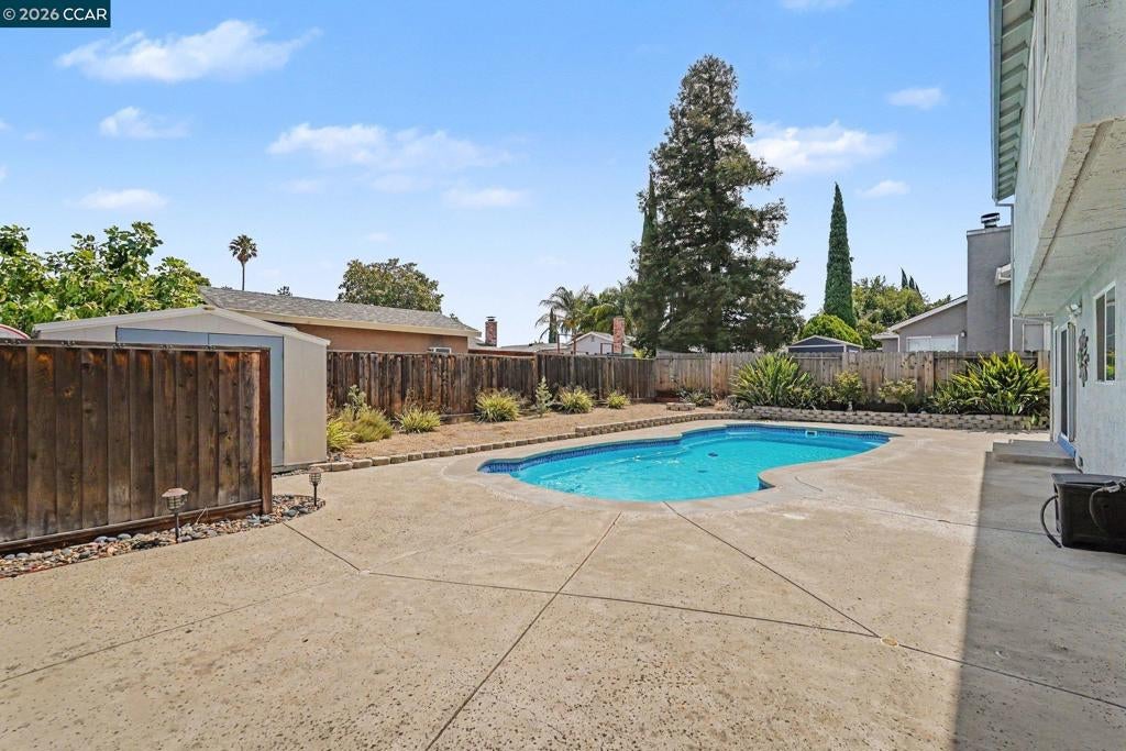 3727 Arlington Cir