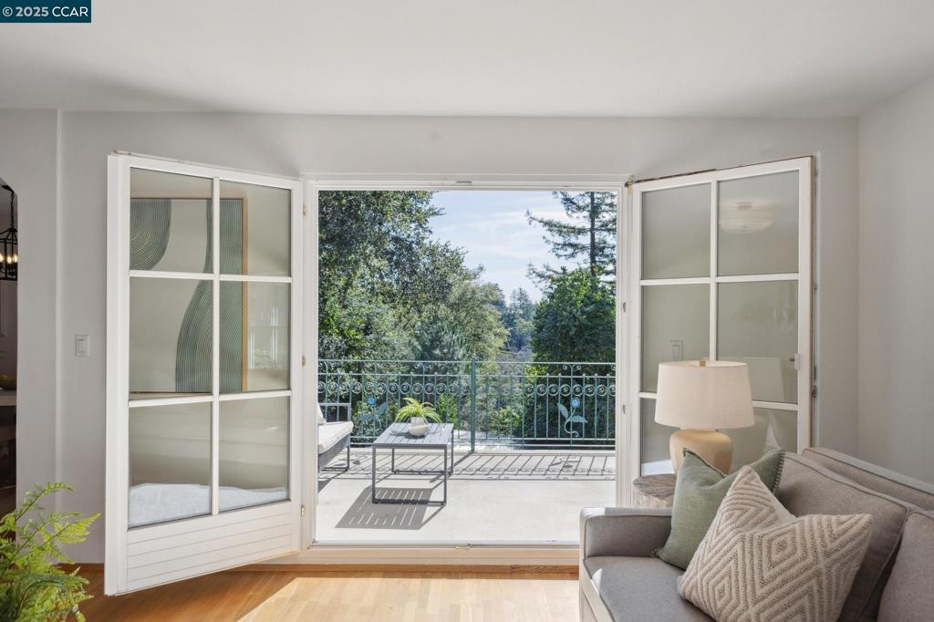 SLEEPY HOLLOW - Residential