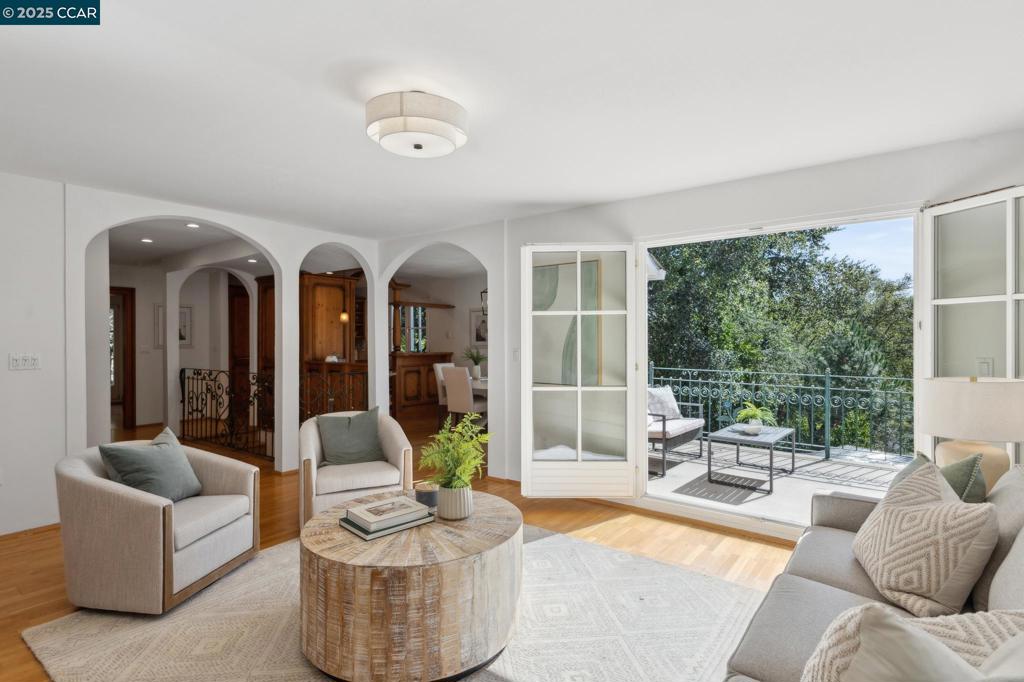 SLEEPY HOLLOW - Residential