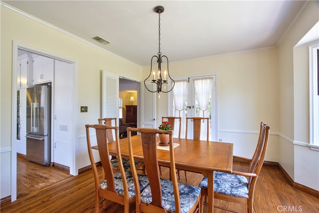 1505 E Armando