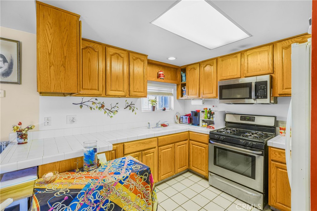 850 W Mission Boulevard A46