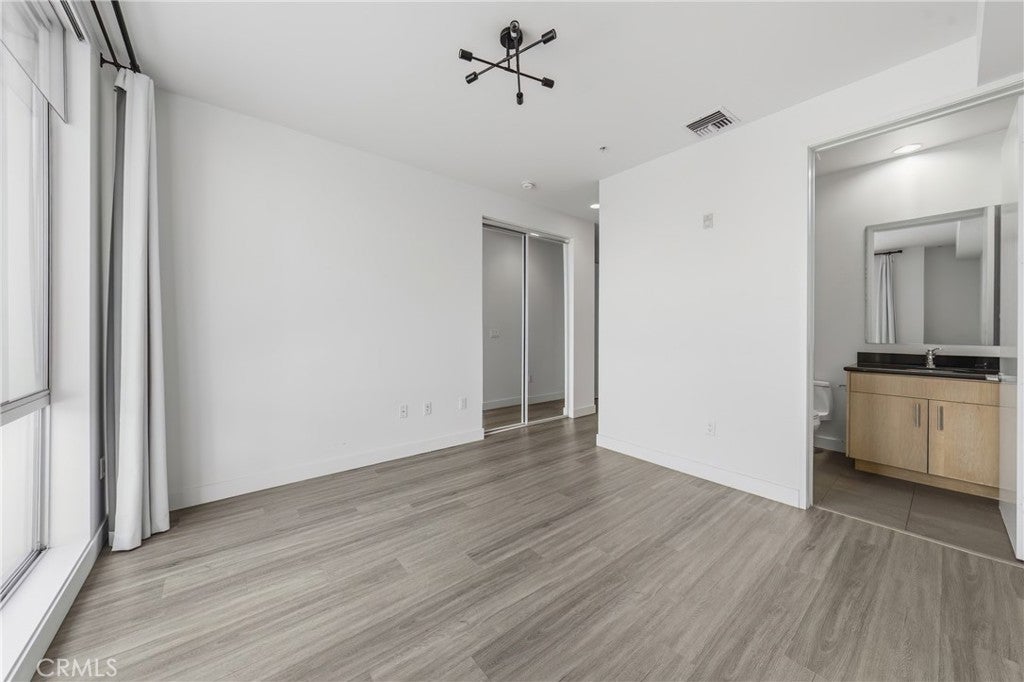 10911 Wellworth 1A