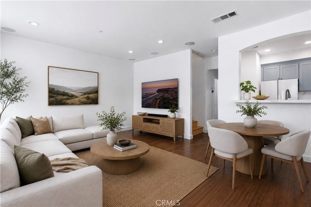 34 League, Irvine CA 92602