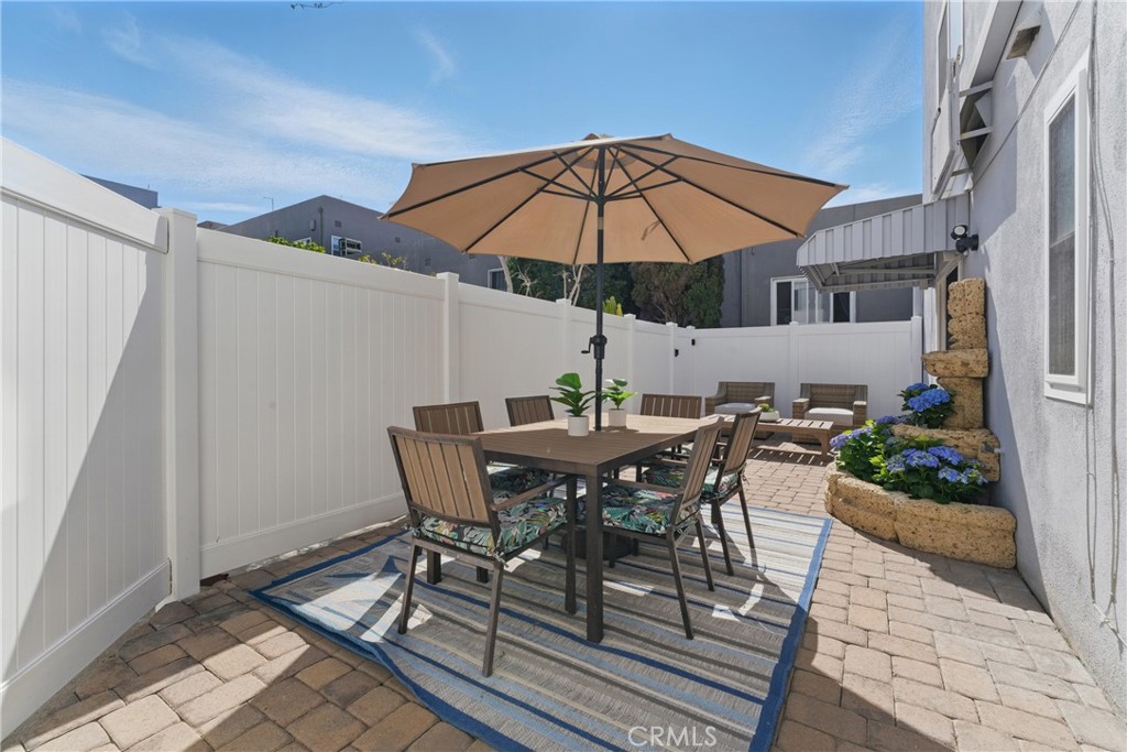 1200 E Ocean Boulevard 59