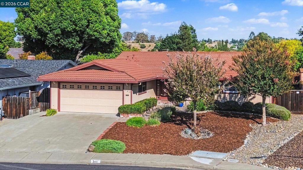 340 Greenway Dr