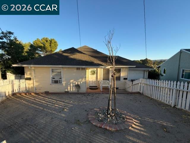 2344 Scenic Ave AVE, Martinez CA 94553