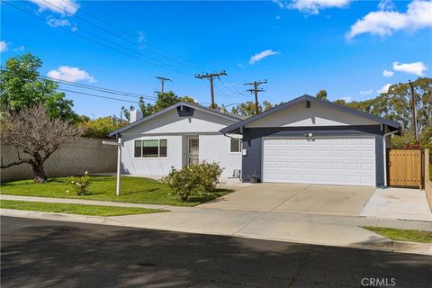 Photo of 13651 Olympic Ave, Costa Mesa, CA 92626 (MLS # OC26045276)