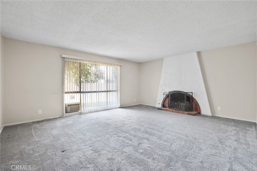 10460 Waxwing Circle