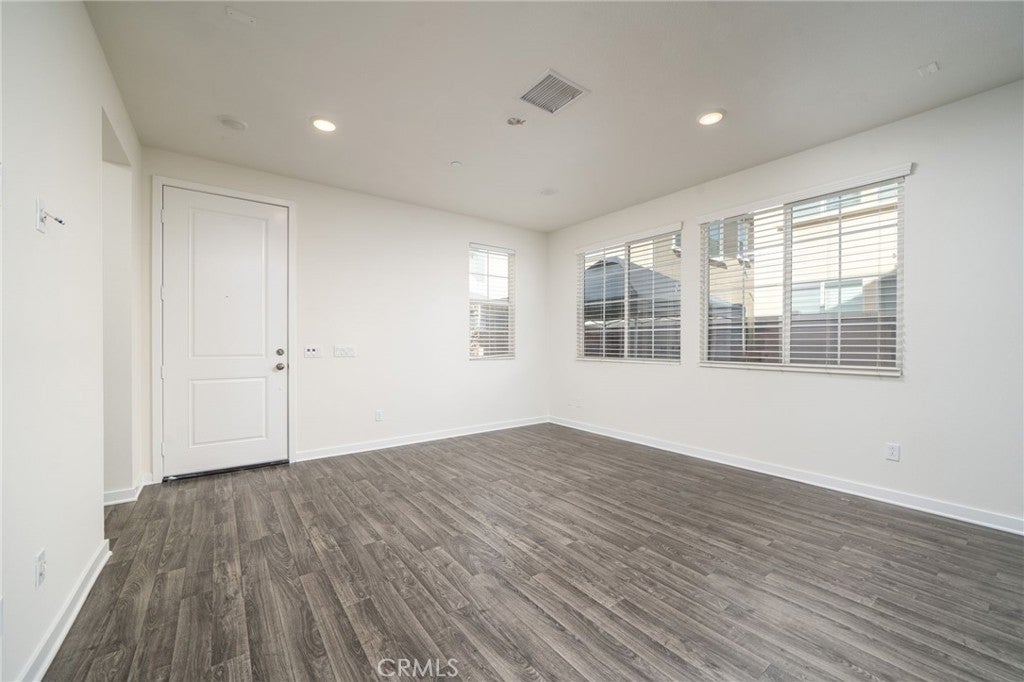 1606 Pear Tree Place