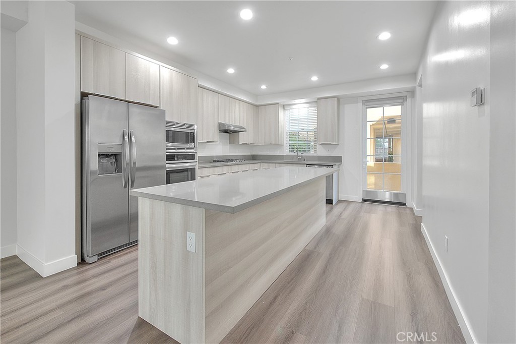 501 W Foothill Boulevard 107