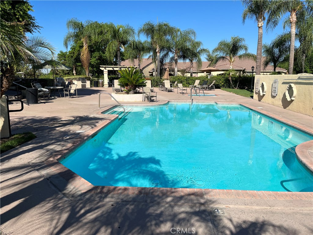 Discover this beautifully maintained 3-bed, 2-bath condo in the highly sought-after Sonata at Canyon Crest community. With 1,320 sq. ft. of comfortable living space, this home offers central A/C and heating, a private covered carport plus plenty of additional uncovered onsite parking available, a large private patio and thoughtful updates throughout.
Located in a resort-style community, enjoy access to a pool, relaxing hot tub, and lush grounds. Plus, Sycamore Canyon Wilderness Park is right next door, offering stunning scenic trails perfect for hiking and outdoor enthusiasts. Minutes from Canyon Crest Towne Centre, UCR, dining, and freeway access, this home is ideal for anyone seeking a tranquil yet connected lifestyle!