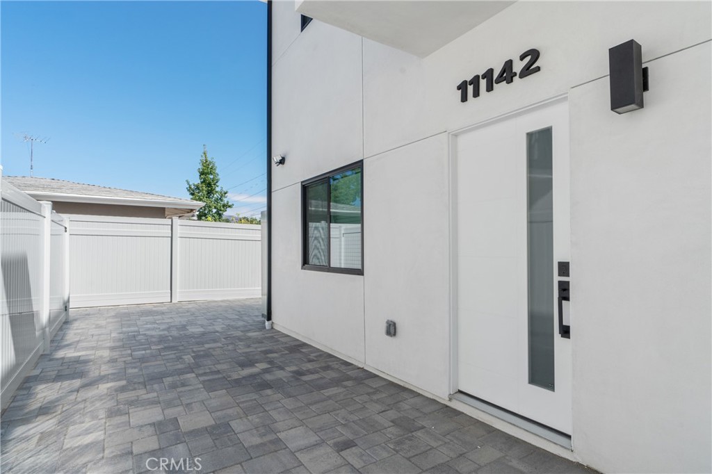 Be the first to live in this newly built 2-bedroom, 2-bath rental at 11142 Woodley Ave. This all-electric home offers modern comfort and energy efficiency with stylish finishes throughout.
Inside, you’ll find an open floor plan with wide-plank flooring, recessed lighting, and a spacious living area. The sleek kitchen features quartz countertops, soft-close cabinetry, and stainless steel appliances — all powered by electricity for eco-friendly living. The primary suite includes a custom-organized closet and private bath with a glass-enclosed shower and designer fixtures. The second bedroom and bath are perfect for family, guests, or a home office.
Features include:
All-electric appliances & systems (no gas)
In-unit laundry hookups
Central A/C + heat
Secure gated entry
Bright, modern design
?? Conveniently located near schools, shopping, dining, and freeway access.